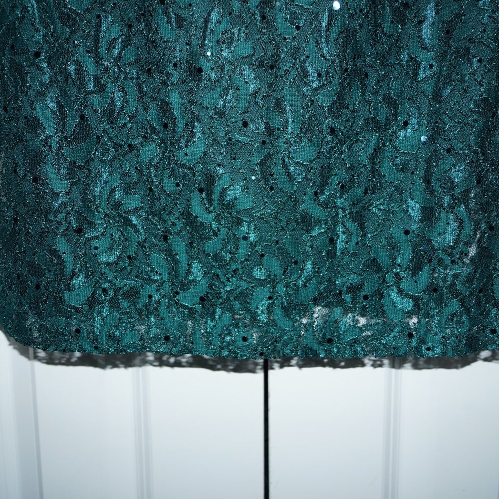 WOMEN'S FORMAL DRESS - Picture 5 of 8
